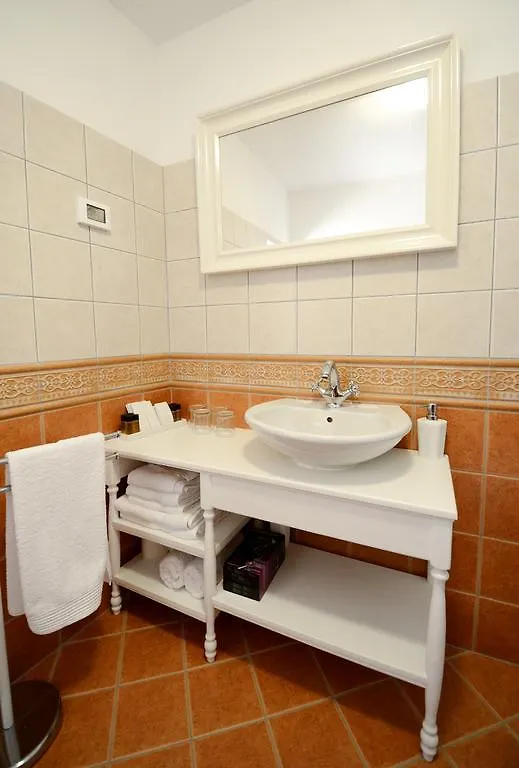 Holiday Home Nono Frane Lindar