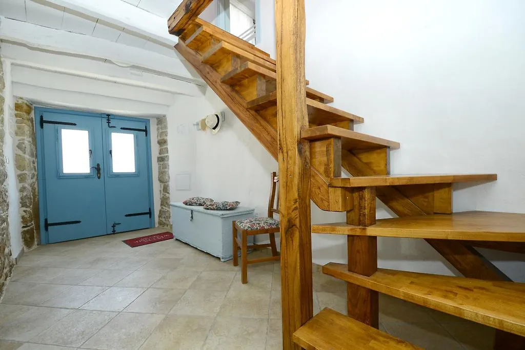Holiday Home Nono Frane Lindar 0*,