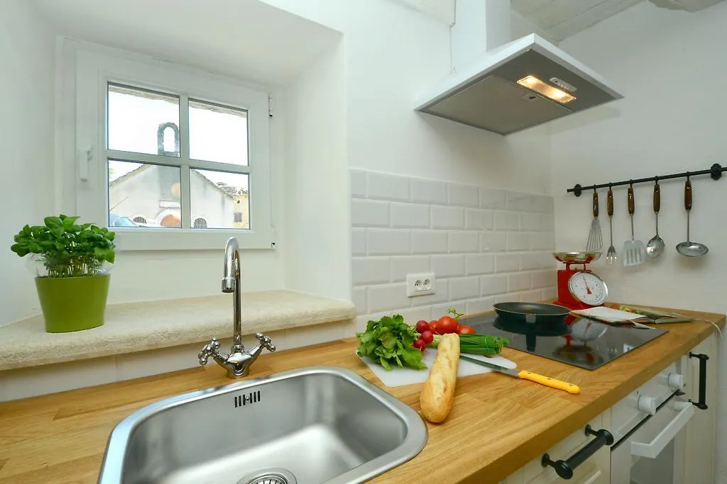 Holiday Home Nono Frane Lindar